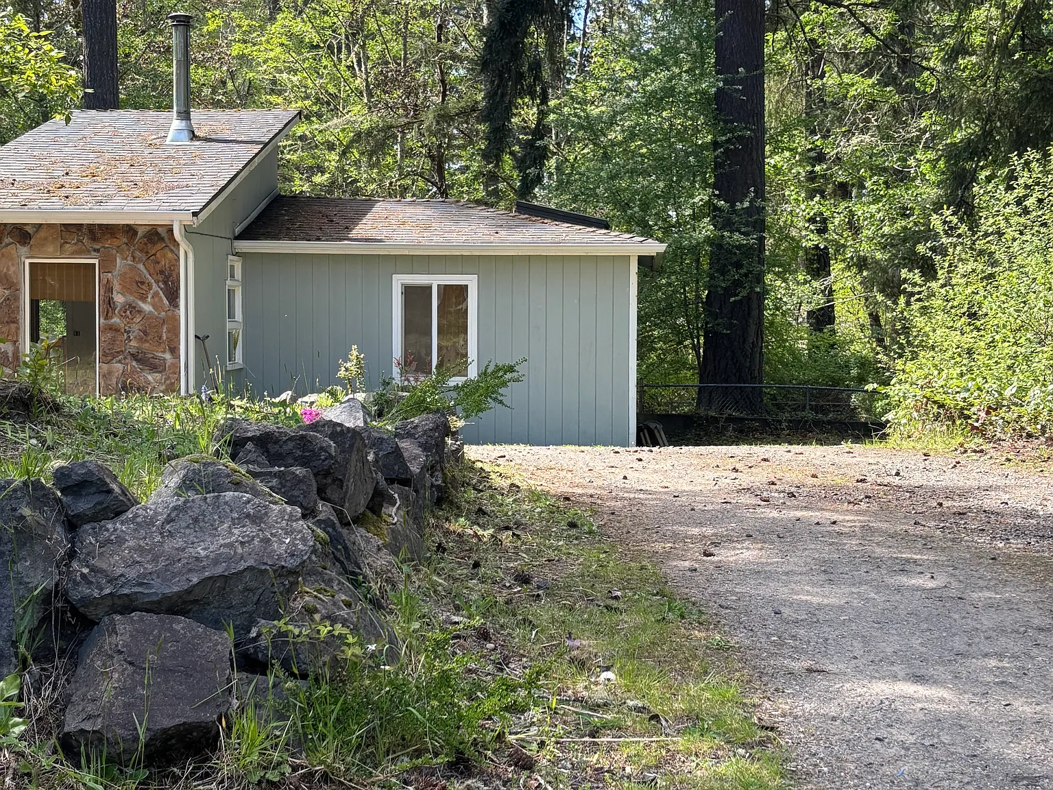 1 bed, 910 sqft, $2,300 — Photo 2