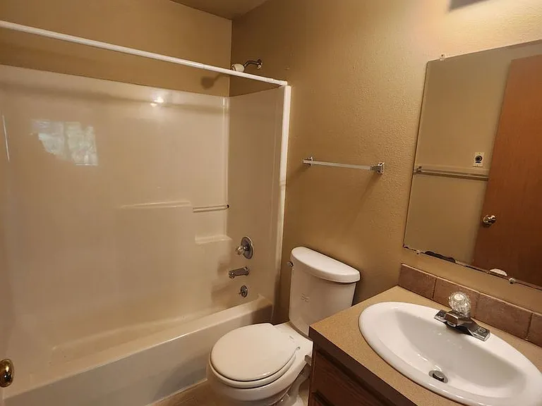 Heather Ridge, 2 Bedrooms, 1 Bathroom Apartments for Rent! — Photo 36