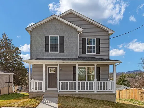 207 S Loudoun St, Strasburg, VA 22657