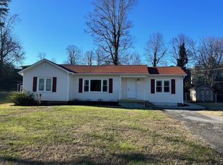 2040 Trewhitt Rd SE, Cleveland, TN 37323