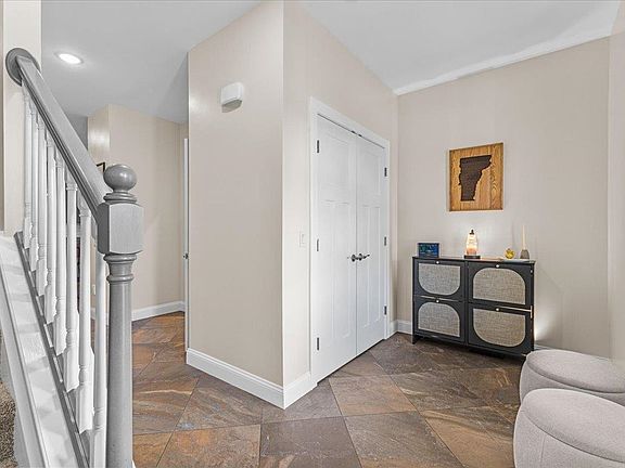 4th image of 38 Chase Court