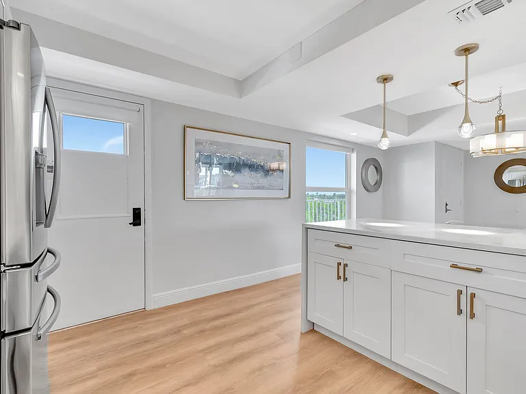 1 Harbourside Dr #4502 — Photo 43