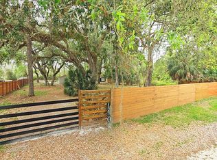 140 NE 470th Ave, Cross City, FL 32680