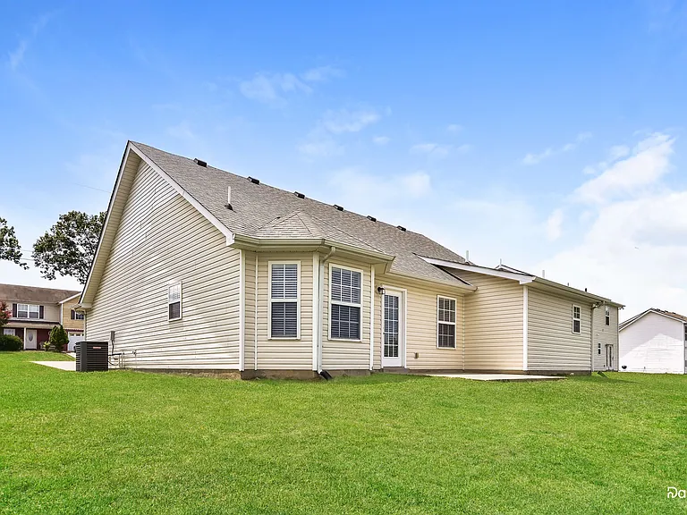 605 Ronnie Erwin Ln — Photo 15