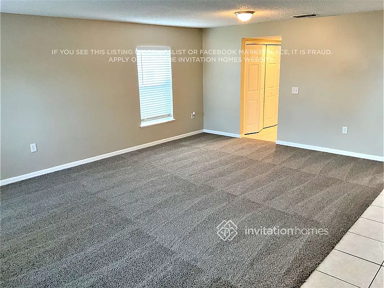 1754 McFarlane Ave — Photo 5