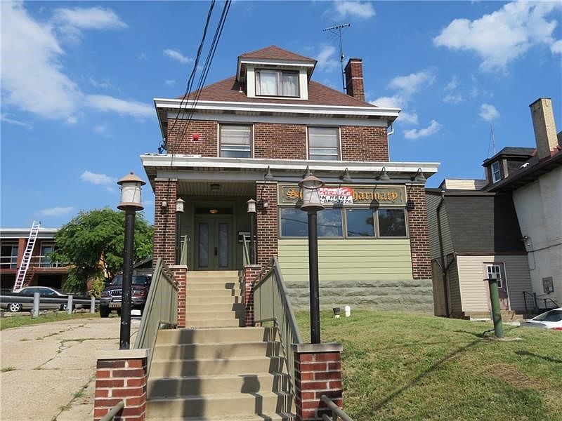 1st image of 2941 Brownsville Rd