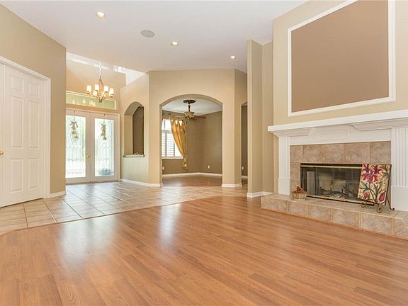 3rd image of 6106 Wild Orchid Dr