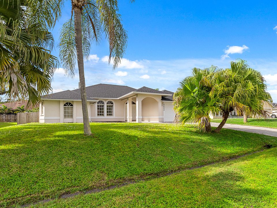 1st image of 2042 SW Capeador Street