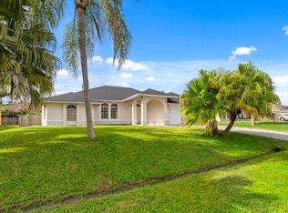2042 SW Capeador St, Port Saint Lucie, FL 34953