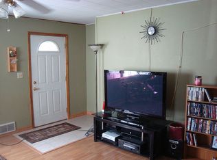 401 E 14th St, Saint Charles, MN 55972