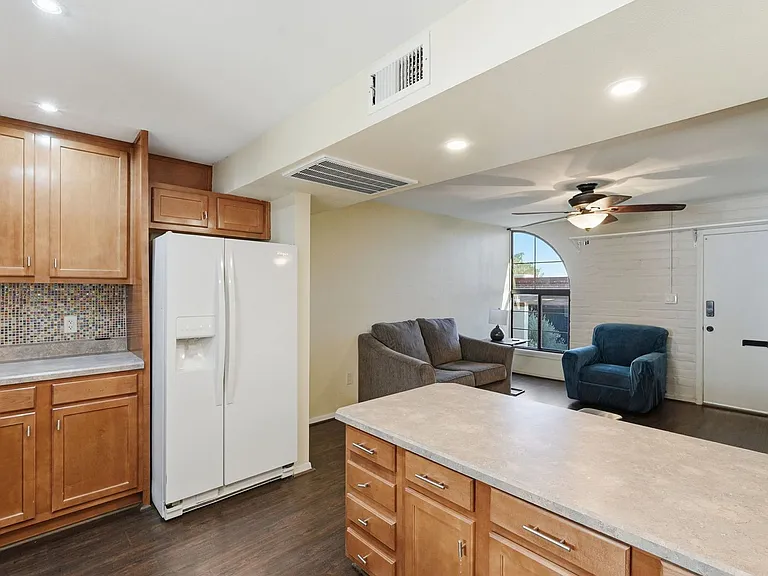 478 S Paseo Madera #B — Photo 16