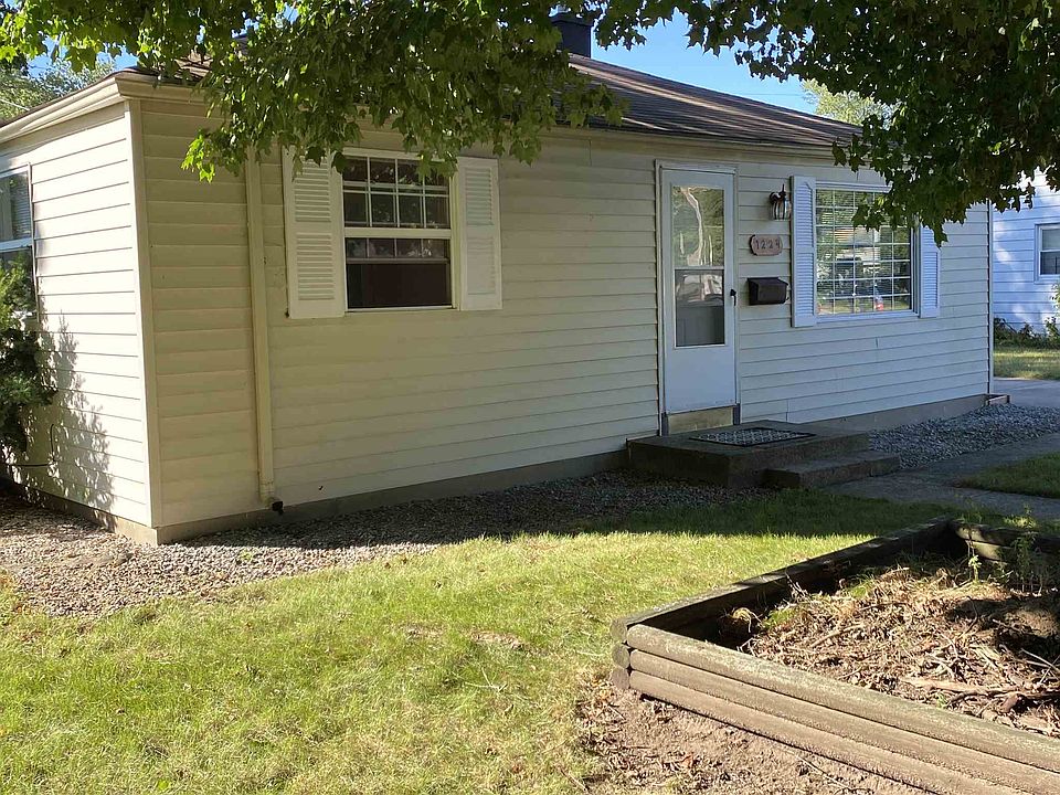 1st image of 1224 Eastbrook Dr