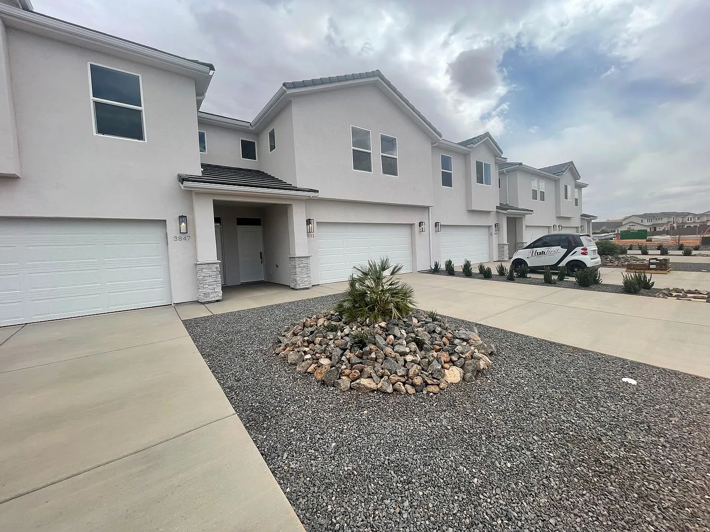 Mustang Valley Townhome! — Photo 4