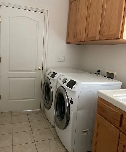 1858 N Filbert Ave — Photo 6