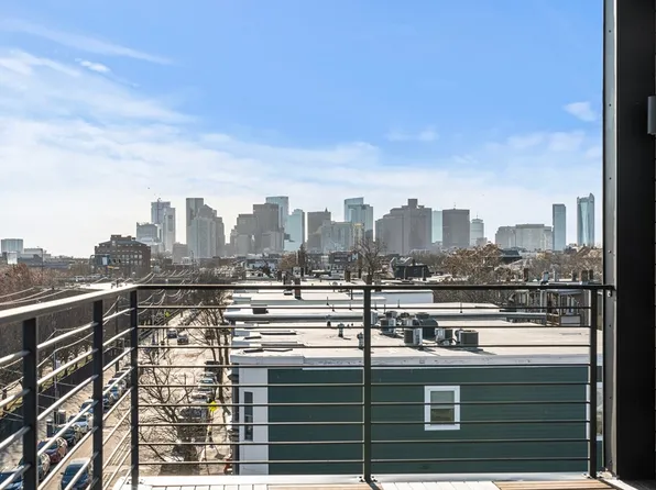 268 Bremen St #3, Boston, MA 02128