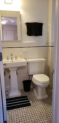 Rented by Tudor Realty | media 8
