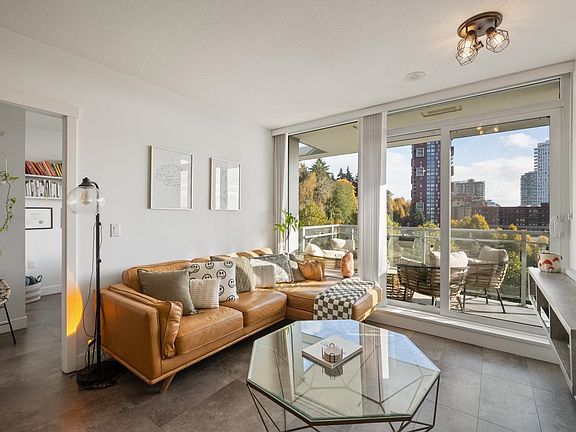 4th image of 3281 E Kent Ave N #601