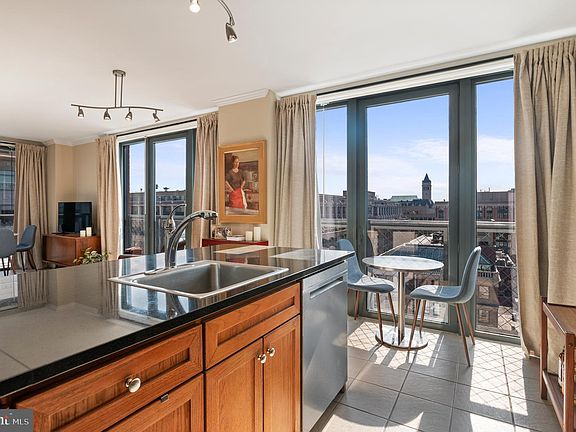 3rd image of 631 D St NW APT 1133