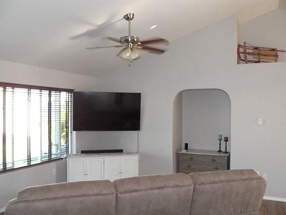 5th image of 604 Mc Ghee Ct
