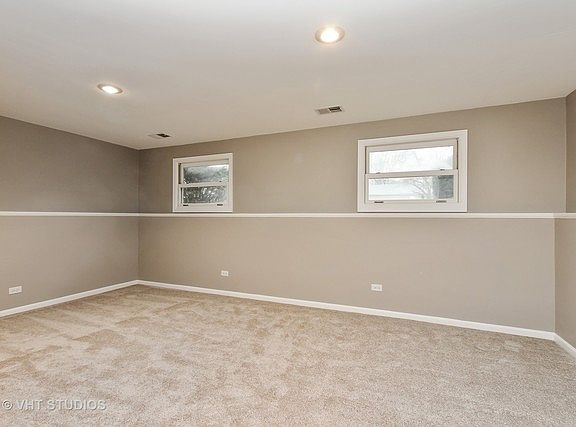 5th image of 665 Meadowbrook Ln