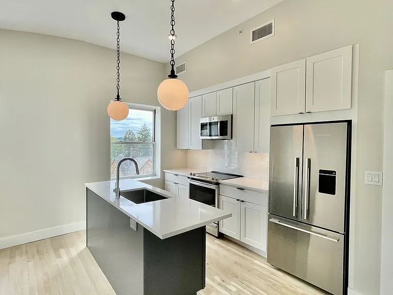 47 Main Street — Photo 1