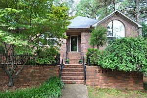 1st image of 1319 Hilltop Dr