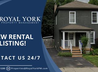 12 Lowell St N #B, Cambridge, ON N1R5C9