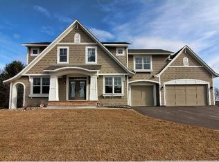 2460 Marshview Ct, Victoria, MN 55386