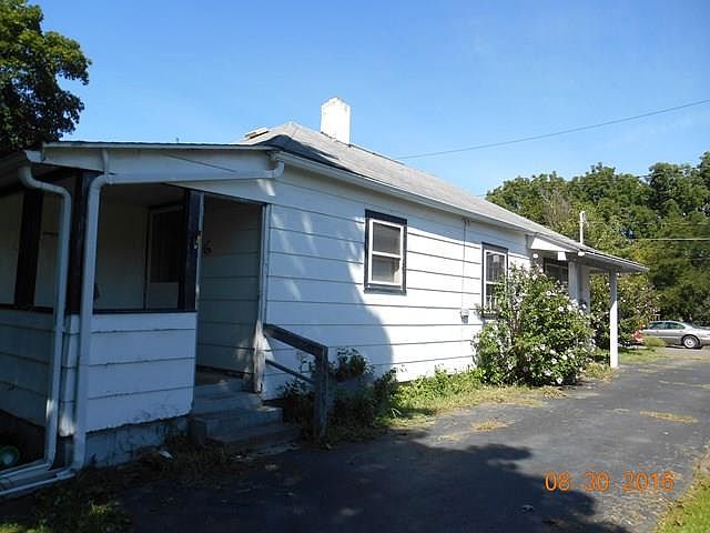 2nd image of 3 Roberts Ave