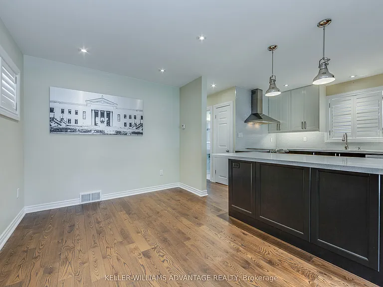 57 Red Deer Ave — Photo 5