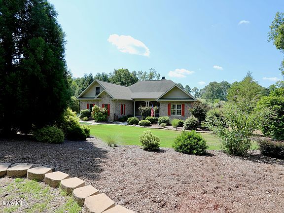 3rd image of 7 Bobolink Road