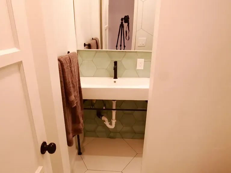 2306 Chalcedony St — Photo 32