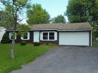 7862 Areopagitica Ave, Bridgeport, NY 13030
