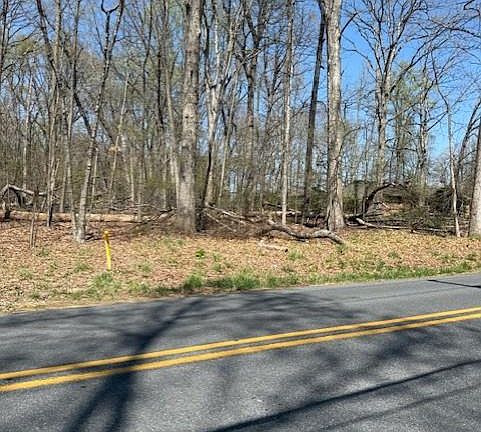 5th image of 2907 Frenchtown Rd