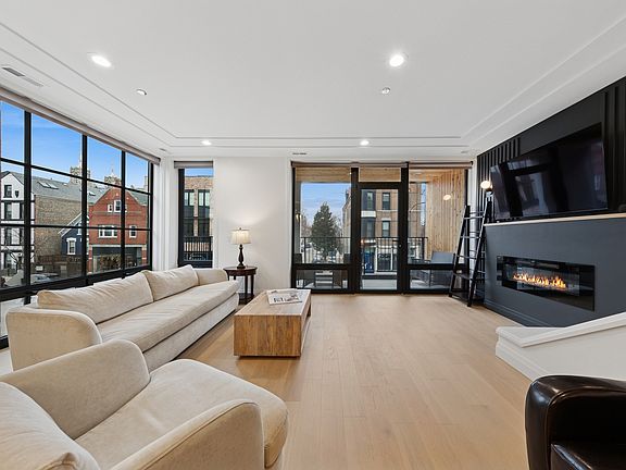 2nd image of 2115 N Damen Ave Unit 2