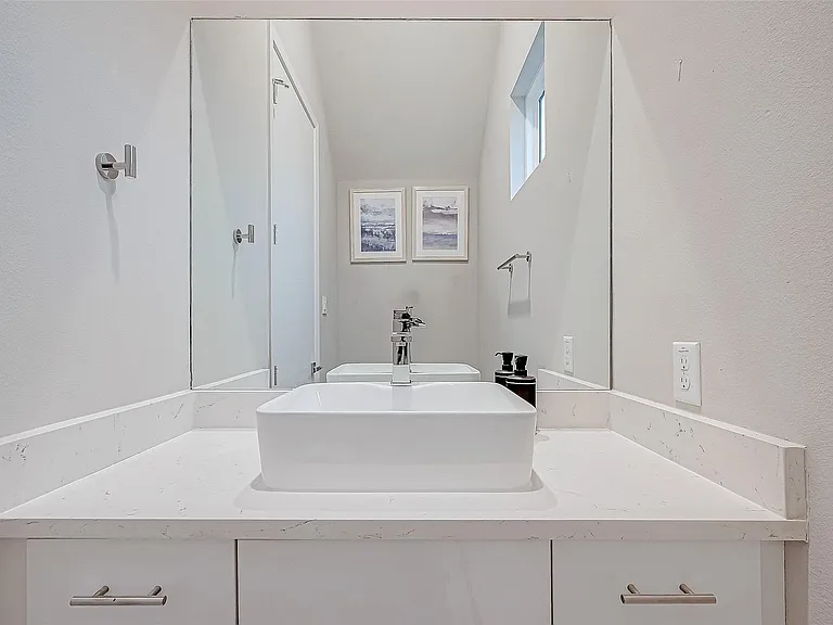 5722 Cullen Blvd #A — Photo 10