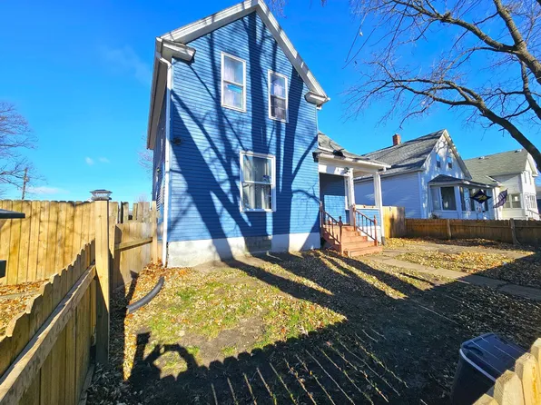 2614 McKinley Ave, Davenport, IA 52802