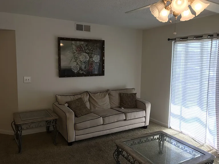2225 Clearwater Dr #C — Photo 5