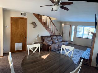 900 E Peachtree Ter #1016, Mustang, OK 73064