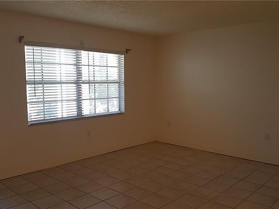 4th image of 4325 Aegean Dr APT 116B