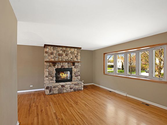 3rd image of 159 N Boynton Dr