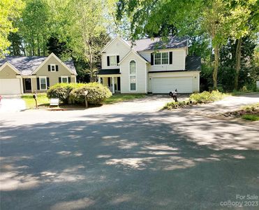 8936 Trentsby Pl, Charlotte, NC, 28216