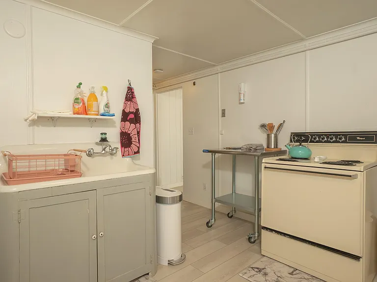 615 Gunnison Ave #617-1/2 — Photo 25