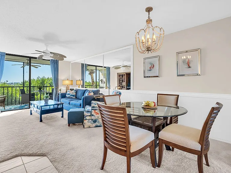 1332 Pasadena Ave S #205 — Photo 9