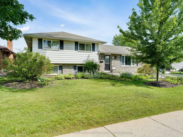 714 Milford Dr, Kingston, ON K7M 6S5