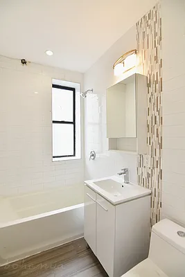 Rented by Bohemia Realty Group | media 12