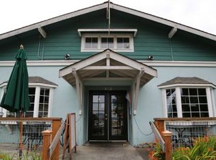 317 2nd St, Langley, WA 98260