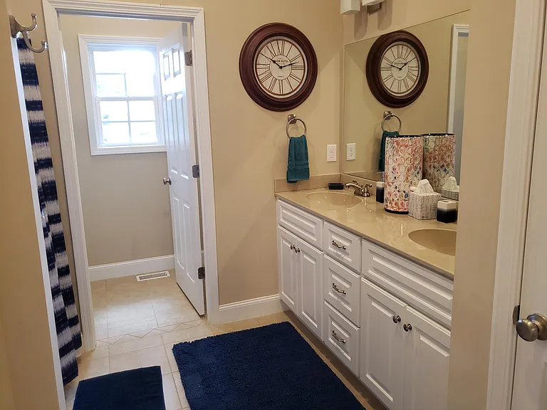 156 Collis Cir — Photo 6