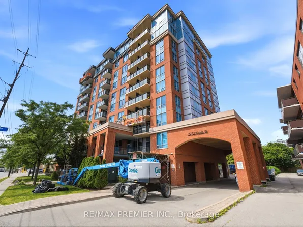 2772 Keele St #306, Toronto, ON M3M 0A3