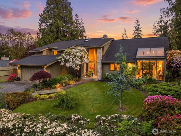 121 Fairway Place, Sequim, WA 98382